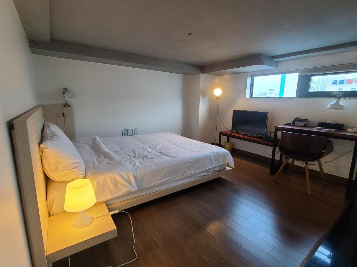 جيوجي Jinwoo Prestige Hotel المظهر الخارجي الصورة
